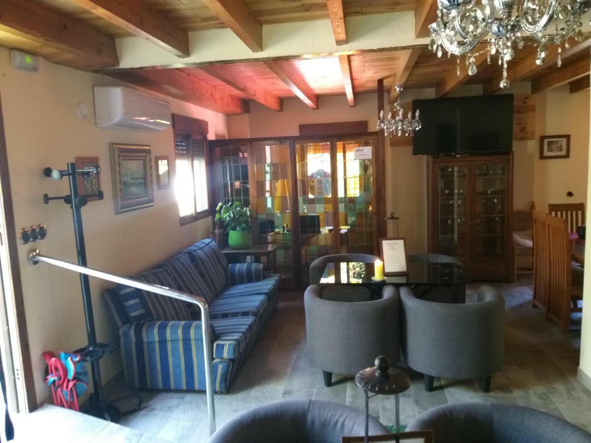 Alojamiento La Presa Del Colindon Pension Chulilla Buitenkant foto